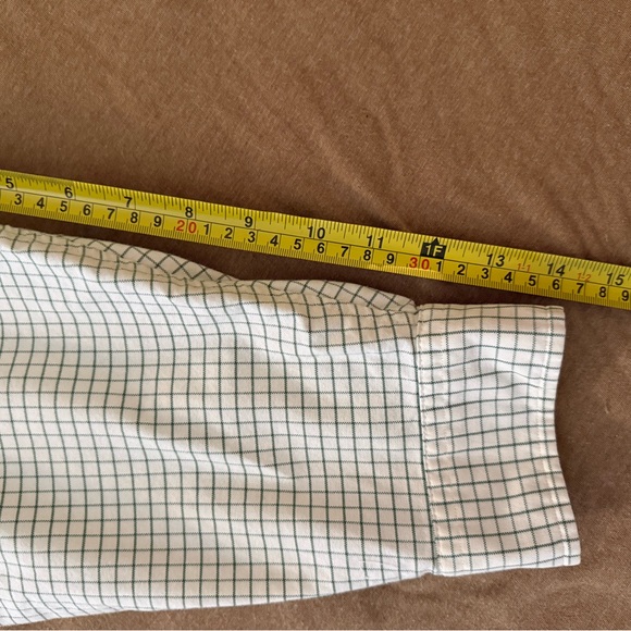 Cropped Ralph Lauren Button-Up - Picture 10 of 10